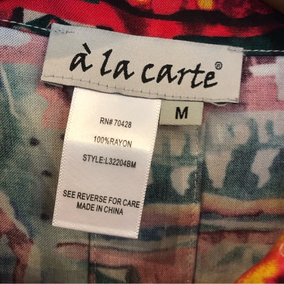 A La Carte vibrant abstract print top M - Picture 8 of 9